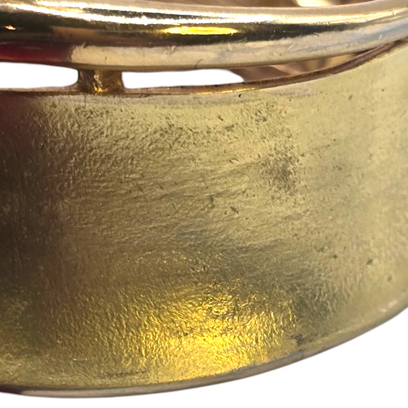 Bracelet Crown Trifari Cuff Bypass Leaf Hinged Bold Statement Gold Tone SKU 2867 - Picture 4 of 10